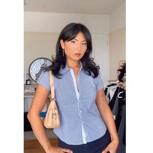 Meet your Posher, Devin